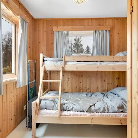 度假居 Bestefarhaugen - The Cozy House On The Hill - With A Dome Bo (Nordland)
