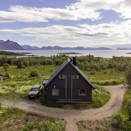 Dom wakacyjny Bestefarhaugen - The Cozy House On The Hill - With A Dome Bo (Nordland)